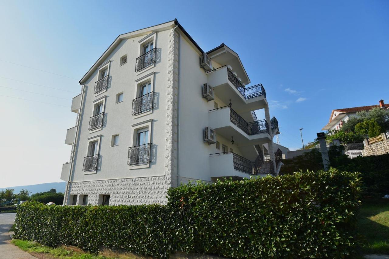 Villa Julia Baošići Eksteriør billede