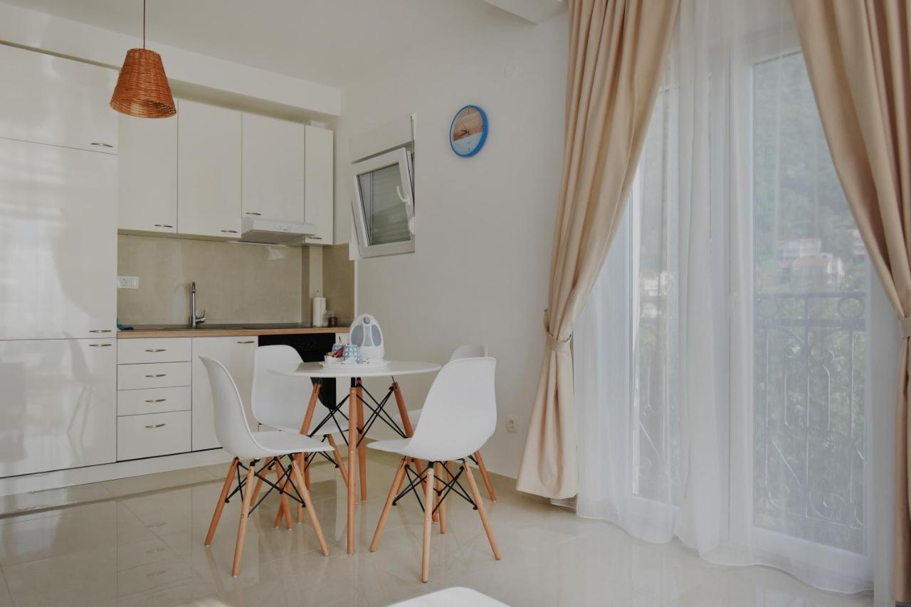 Villa Julia Baošići Eksteriør billede