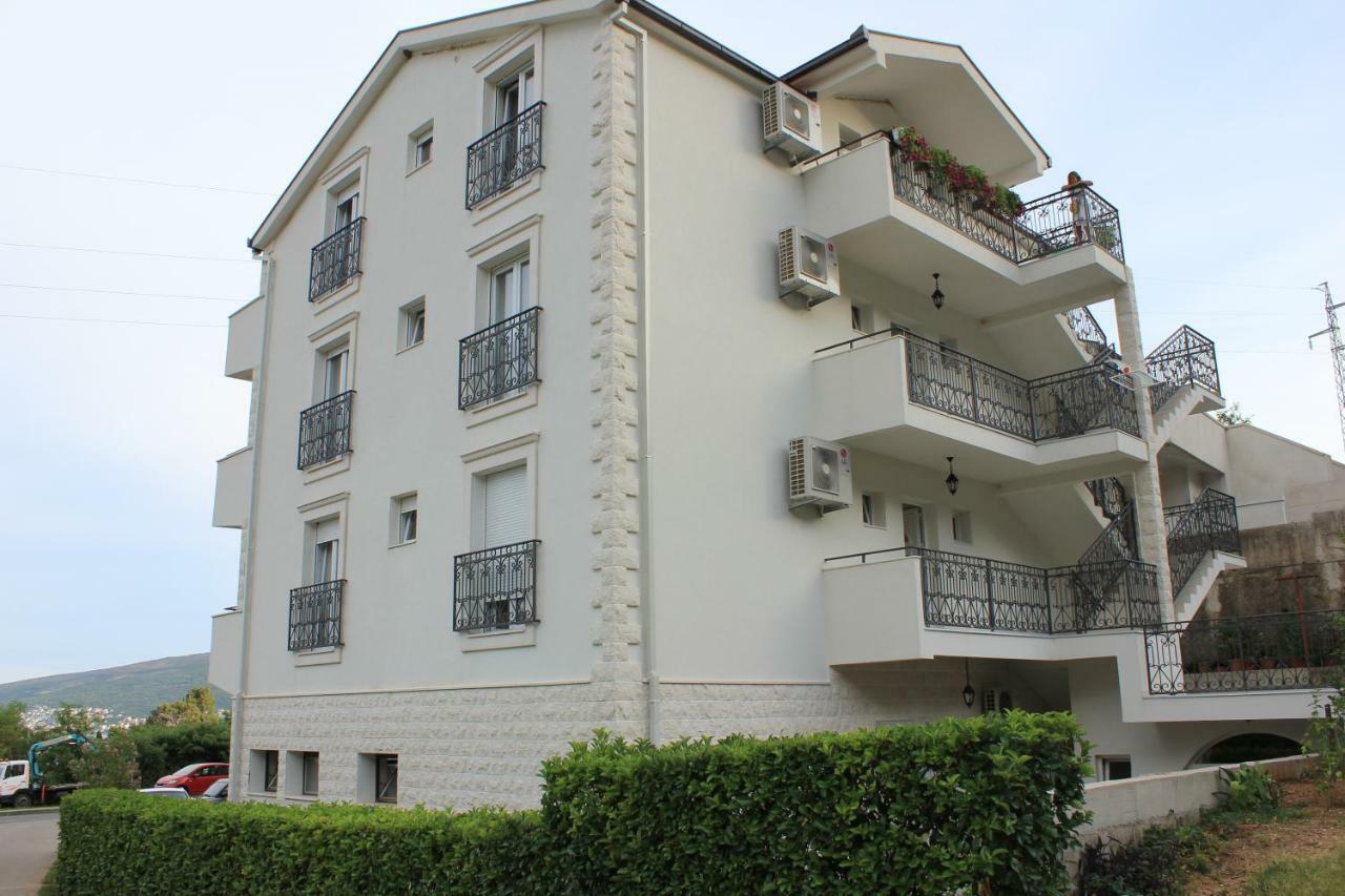 Villa Julia Baošići Eksteriør billede